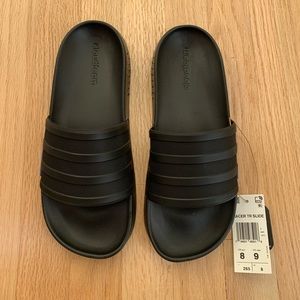 *NEW WITH TAGS* UNISEX Adidas Slides